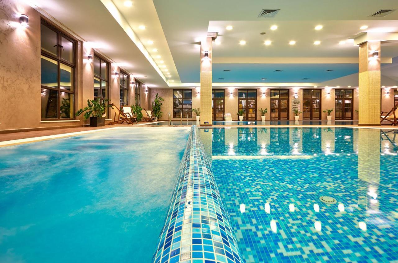 Grand Hotel Velingrad Exterior foto Indoor pool